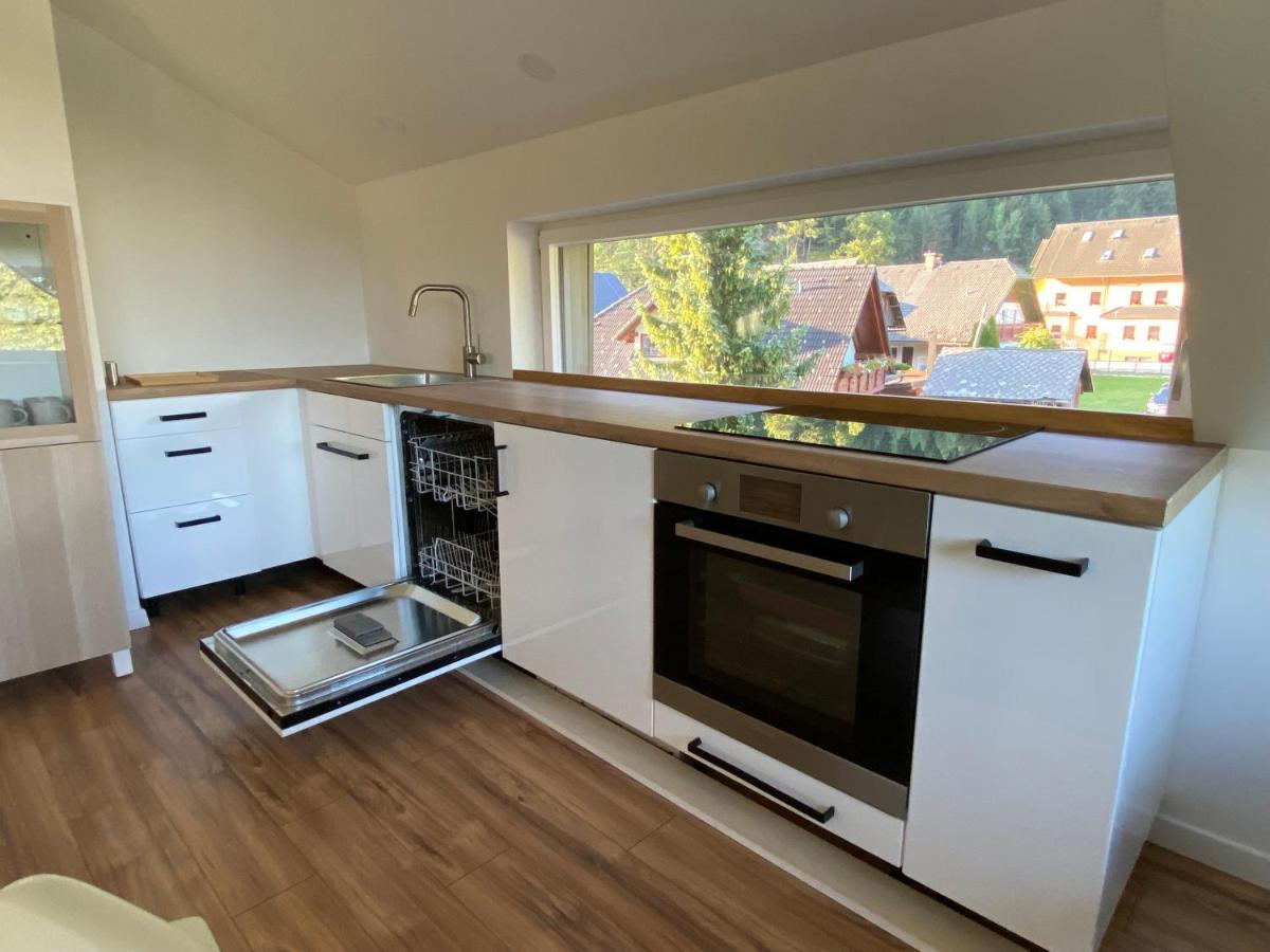Apartment Zidana Marela - Attic With A View Kranjska Gora Exterior photo