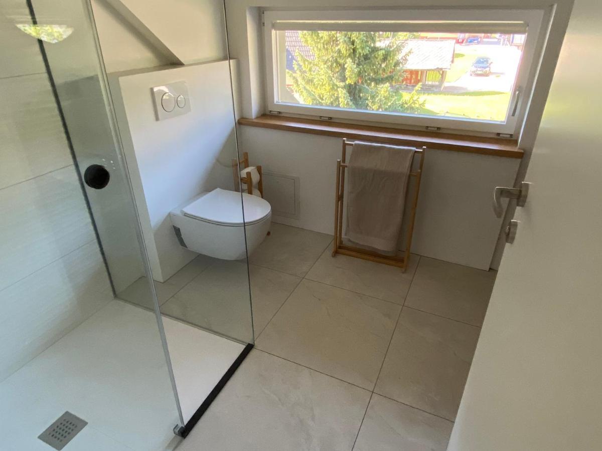 Apartment Zidana Marela - Attic With A View Kranjska Gora Exterior photo